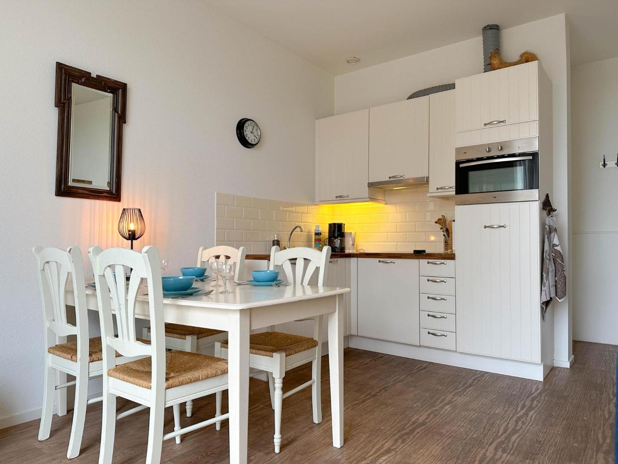 Dorsvloer Apartment Drimmelen Luaran gambar